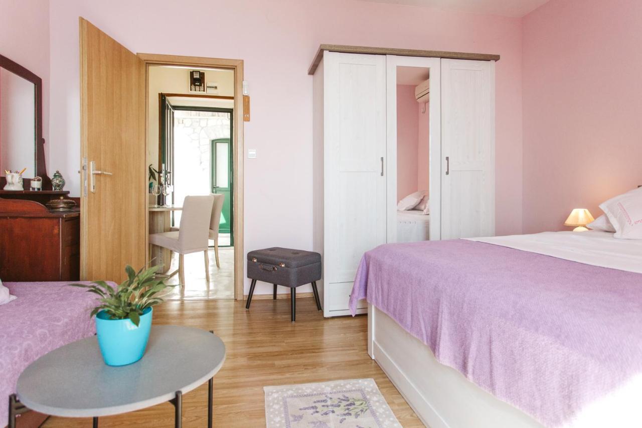 Apartment Kuzmanic Lokva Rogoznica Esterno foto