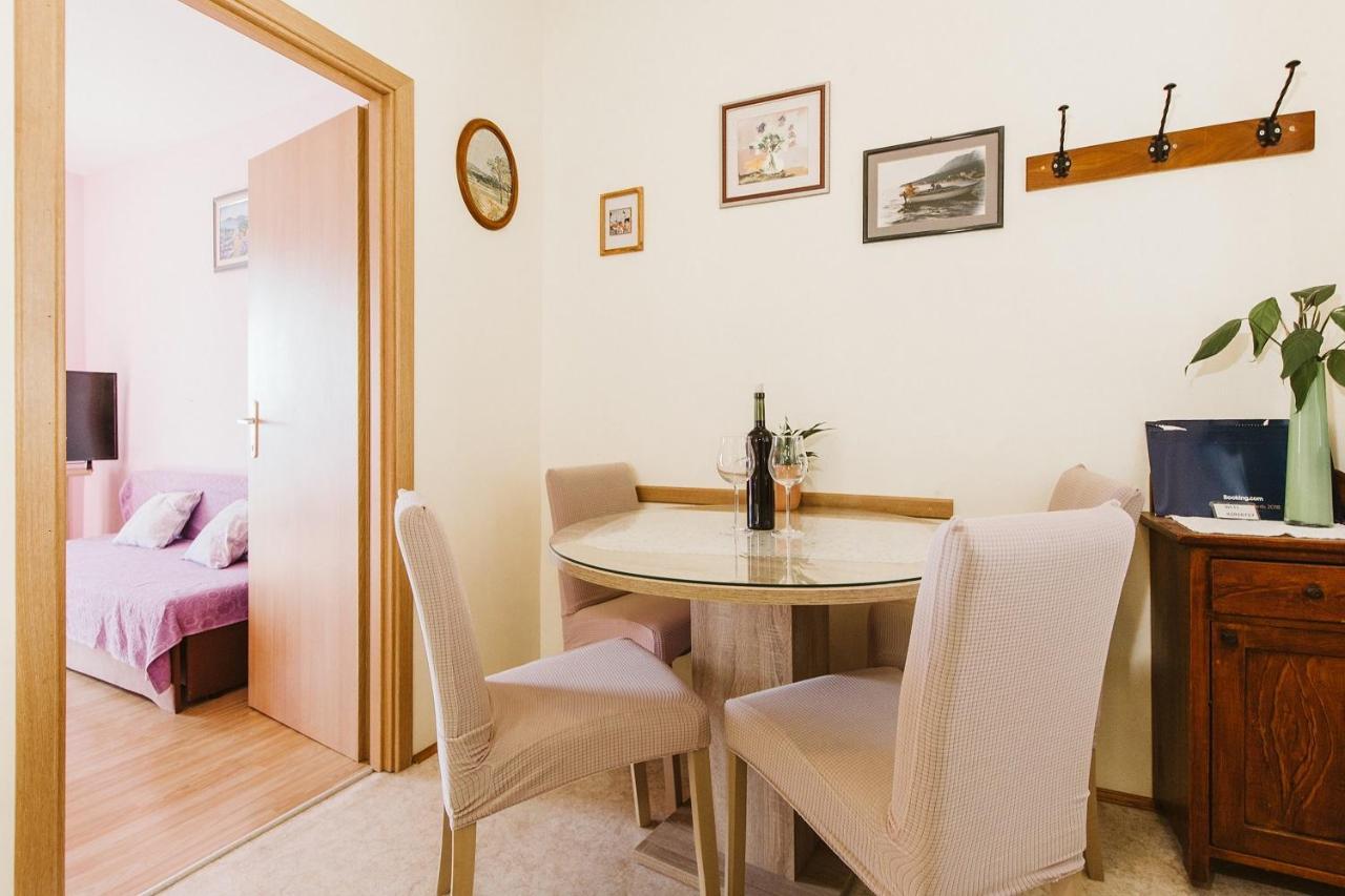 Apartment Kuzmanic Lokva Rogoznica Esterno foto