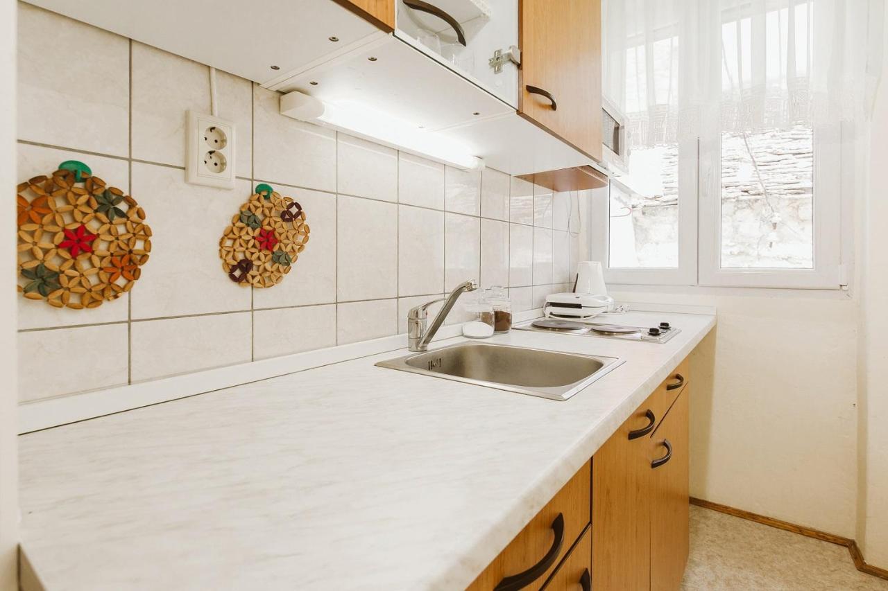 Apartment Kuzmanic Lokva Rogoznica Esterno foto